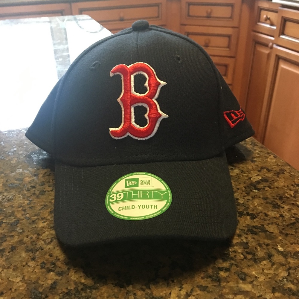 NEW Boston Red Sox youth fitted cap